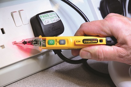 MARTINDALE'S WINNING TIP FOR NON-CONTACT VOLTAGE AND MAGNETIC FIELD DETECTION